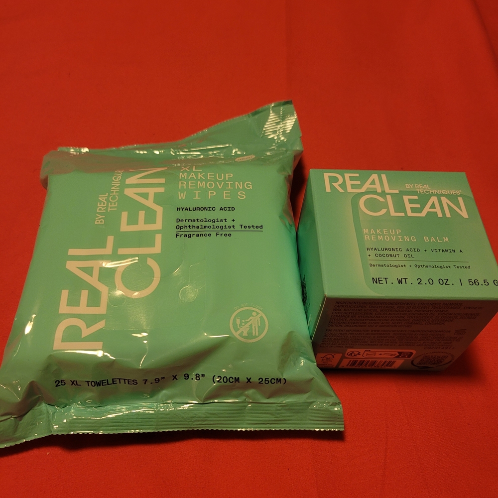 Real Techniques Makeup Removing Wipes and Cleansing Balm - Aqua